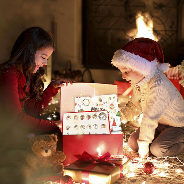 Caldendar cu bijuterii slider